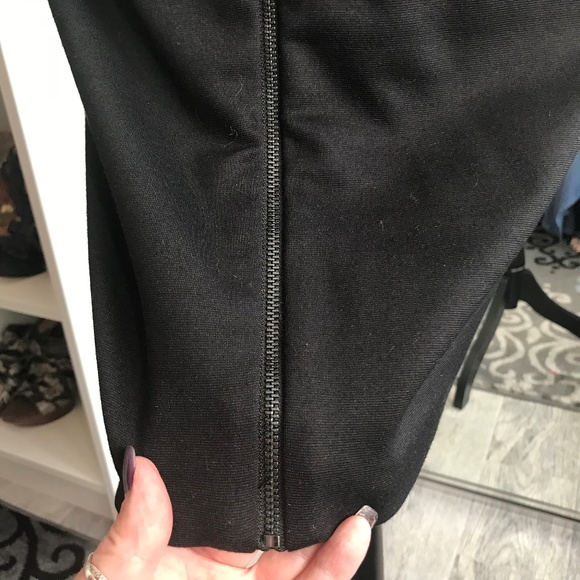 Cynthia Steffe Black Bodycon Dress w Leather 6 - Picture 7 of 7